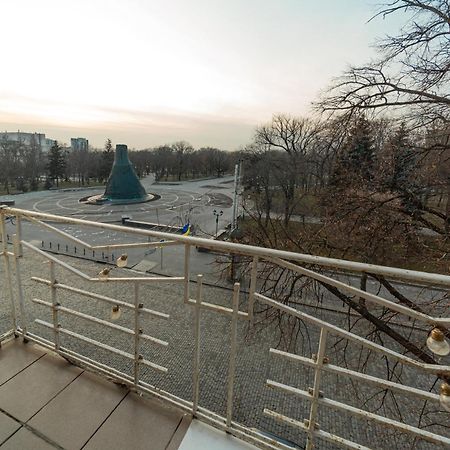 Apartment On Sumskaya 46 "Central Residence" ハルキウ エクステリア 写真