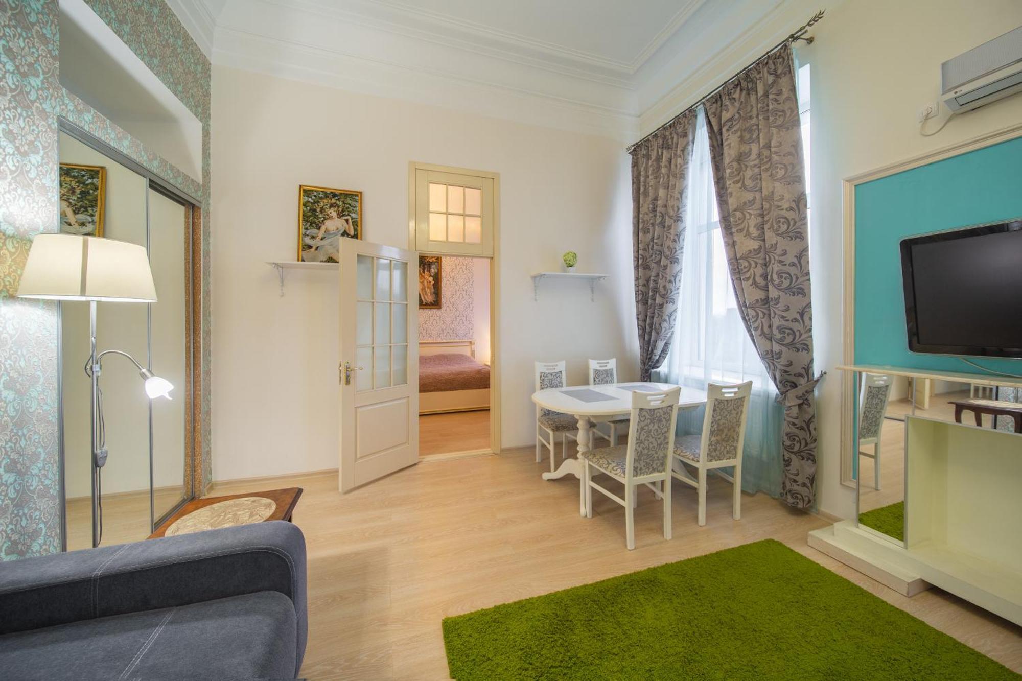 Apartment On Sumskaya 46 "Central Residence" ハルキウ エクステリア 写真