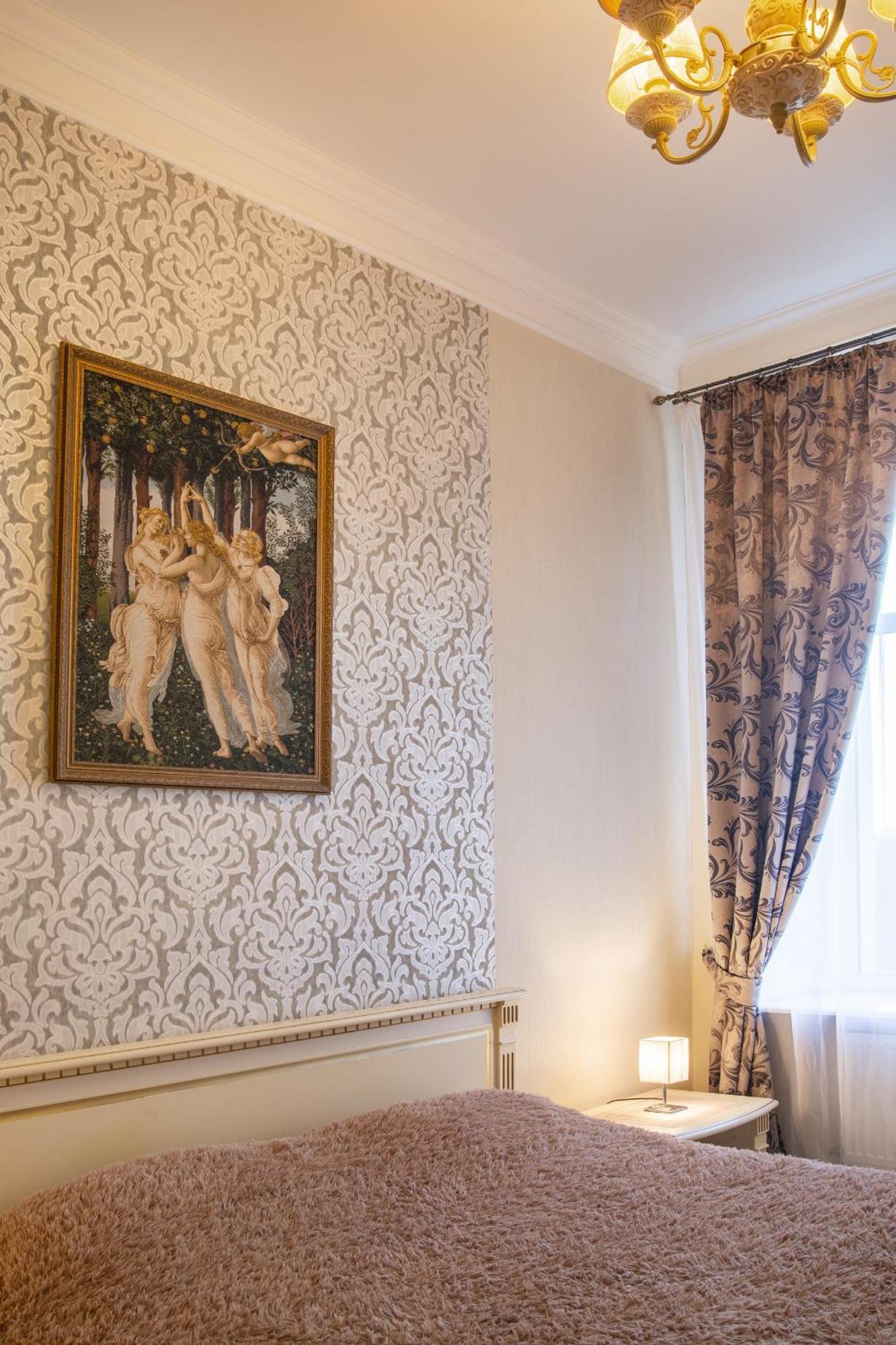 Apartment On Sumskaya 46 "Central Residence" ハルキウ エクステリア 写真